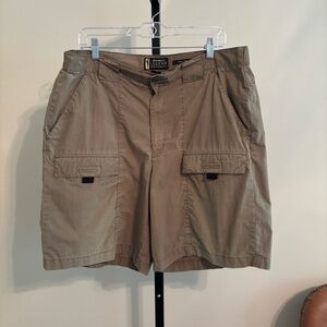 Eddie Bauer Tan Cargo‎ Shorts for Outdoor Adventures
